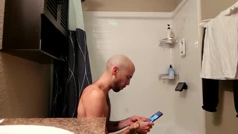 Snapshot of maximusdemitrious chatting on January 19, 2026, 12:03 am maximusdemitrious online show from January 19, 2026, 12:03 am