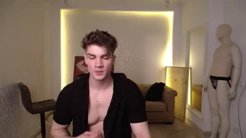 MaxKaiden online show from February 14, 2025, 6:23 am