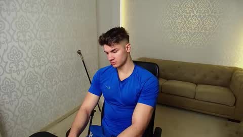 Snapshot of maxkaiden chatting on November 20, 2025, 5:51 am MaxKaiden online show from November 20, 2025, 5:51 am