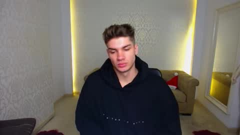 Snapshot of maxkaiden chatting on January 14, 2026, 5:35 am MaxKaiden online show from January 14, 2026, 5:35 am