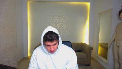 Snapshot of maxkaiden chatting on January 19, 2026, 5:55 am MaxKaiden online show from January 19, 2026, 5:55 am