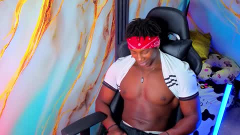 Maxmuscle10 online show from March 6, 2026, 7:21 pm