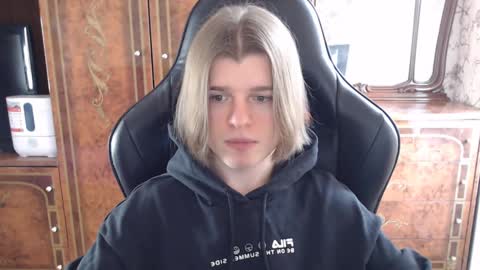 Snapshot of maxplay18 chatting on February 22, 2025, 10:51 am Max online show from February 22, 2025, 10:51 am