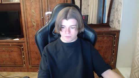 Snapshot of maxplay18 chatting on November 30, 2025, 1:15 pm Max online show from November 30, 2025, 1:15 pm