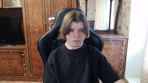 Snapshot of maxplay18 chatting on December 1, 2025, 10:53 am Max online show from December 1, 2025, 10:53 am