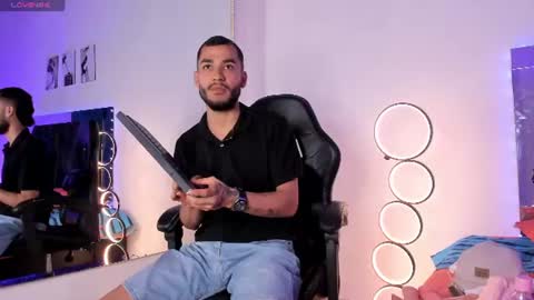 maxpower003 online show from July 29, 2026, 1:04 am