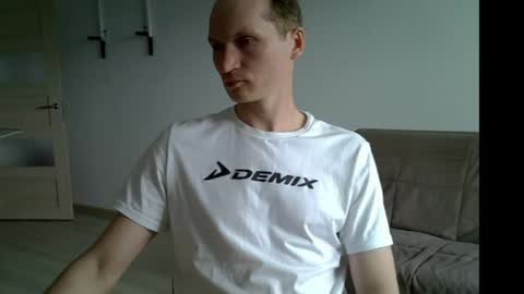 Snapshot of maxrelax90 chatting on May 24, 2026, 1:38 pm maxrelax90 online show from May 24, 2026, 1:38 pm
