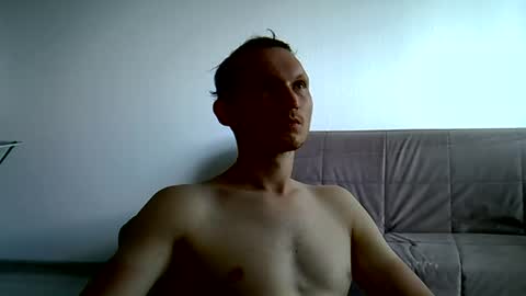 Snapshot of maxrelax90 chatting on June 15, 2026, 10:06 am maxrelax90 online show from June 15, 2026, 10:06 am
