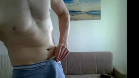 Snapshot of maxrelax90 chatting on July 12, 2026, 12:51 pm maxrelax90 online show from July 12, 2026, 12:51 pm