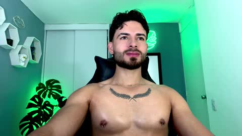 Maxi online show from October 23, 2025, 11:35 pm