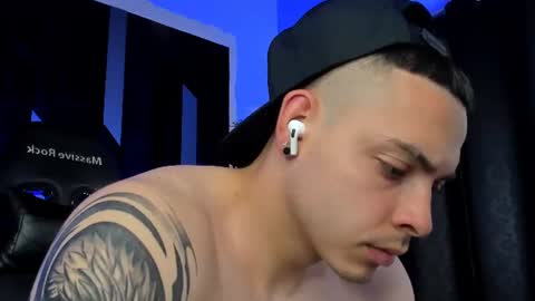 MAX online show from July 28, 2026, 8:34 pm