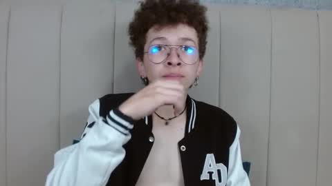 Snapshot of maxwell_sexwm chatting on February 4, 2025, 8:56 am maxwell_sexwm online show from February 4, 2025, 8:56 am