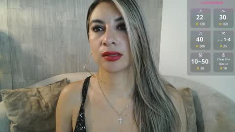Snapshot of may_wood chatting on April 1, 2026, 1:41 pm may_wood online show from April 1, 2026, 1:41 pm