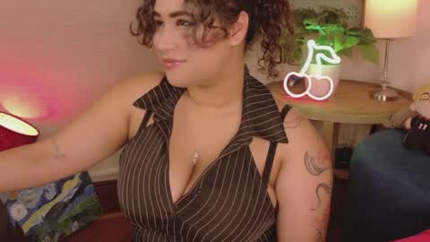 maya_house online show from April 1, 2026, 4:46 am