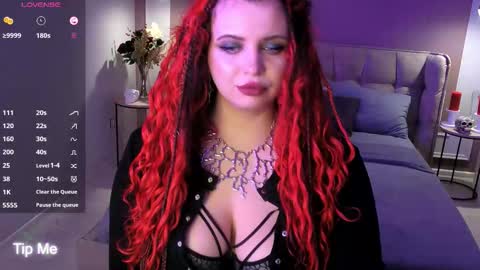 Maya Mils online show from March 21, 2026, 1:10 am