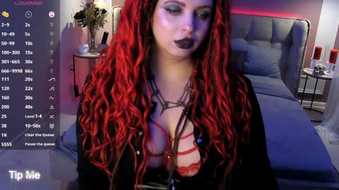 Maya Mils online show from April 2, 2026, 1:03 am