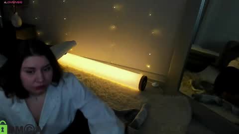 Snapshot of maya_raay chatting on May 5, 2026, 1:35 am Maya online show from May 5, 2026, 1:35 am