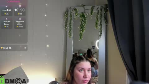 Snapshot of maya_raay chatting on May 22, 2026, 1:24 am Maya online show from May 22, 2026, 1:24 am