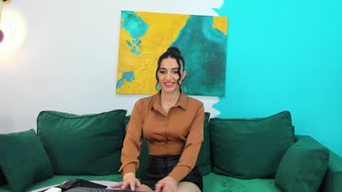 Maya online show from January 27, 2025, 5:26 pm