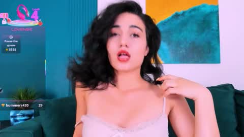 Maya online show from September 8, 2025, 2:38 pm