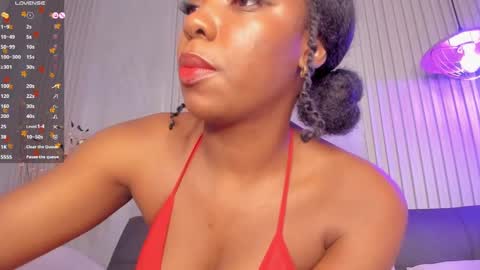 Snapshot of mayacardenas chatting on December 27, 2024, 3:59 pm Maya online show from December 27, 2024, 3:59 pm