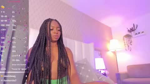 Snapshot of mayacardenas chatting on January 17, 2025, 7:08 am Maya online show from January 17, 2025, 7:08 am