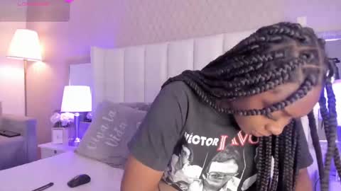 Snapshot of mayacardenas chatting on February 27, 2025, 4:09 am Maya online show from February 27, 2025, 4:09 am