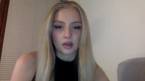 mayaflirt online show from March 12, 2026, 8:48 pm