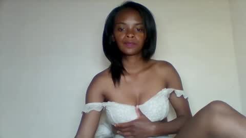 mayalabelle online show from November 2, 2025, 9:11 am