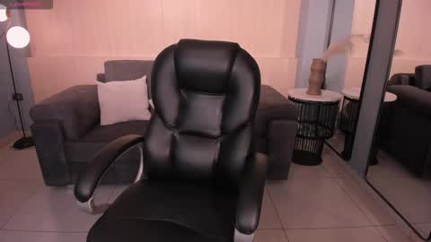 Maya online show from March 5, 2026, 4:08 am