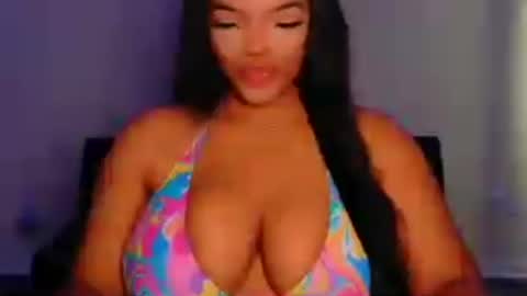 MayBabi online show from June 15, 2026, 12:29 pm