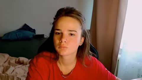 maybloom_ online show from July 8, 2026, 5:34 am
