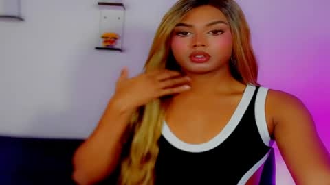 maykaa_a online show from May 27, 2026, 10:34 am