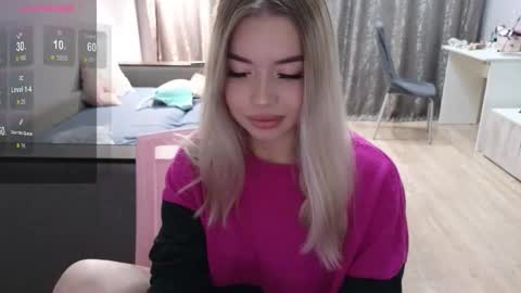 may online show from October 10, 2025, 10:20 pm