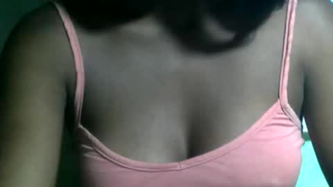 Snapshot of mayolu586 chatting on May 18, 2026, 5:13 am Maya online show from May 18, 2026, 5:13 am