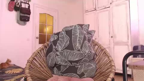 mayrumey online show from February 9, 2025, 5:33 pm