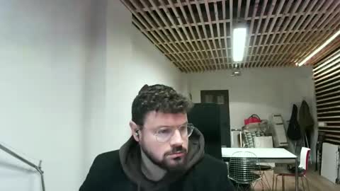 maythe4bwu online show from January 17, 2025, 1:03 pm