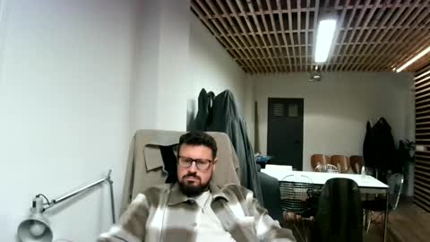 maythe4bwu online show from October 23, 2025, 11:14 pm