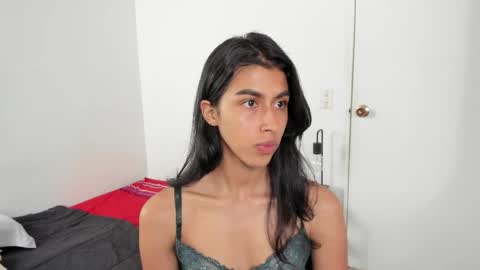 mazikeen_18 online show from May 12, 2026, 1:19 pm
