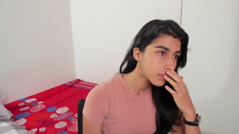 mazikeen_18 online show from June 10, 2026, 1:43 pm