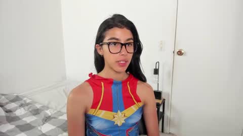 mazikeen_18 online show from June 29, 2026, 1:33 pm