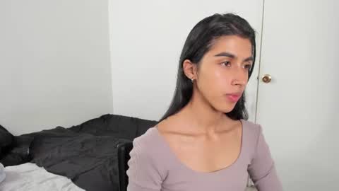 mazikeen_18 online show from July 9, 2026, 2:10 pm