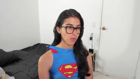 mazikeen_18 online show from July 10, 2026, 1:47 pm