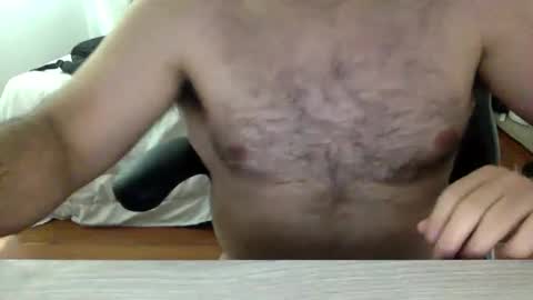 Snapshot of mbotve chatting on September 22, 2025, 6:32 pm VzlaMan online show from September 22, 2025, 6:32 pm