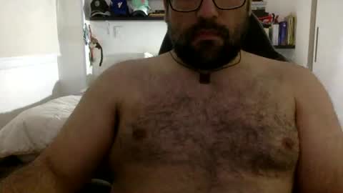 Snapshot of mbotve chatting on June 3, 2026, 4:48 am VzlaMan online show from June 3, 2026, 4:48 am
