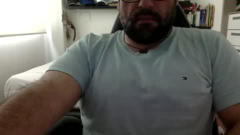 Snapshot of mbotve chatting on June 4, 2026, 7:20 pm VzlaMan online show from June 4, 2026, 7:20 pm