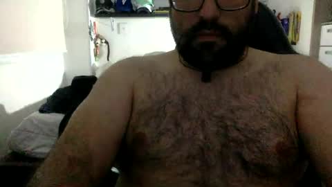 Snapshot of mbotve chatting on June 12, 2026, 5:17 am VzlaMan online show from June 12, 2026, 5:17 am