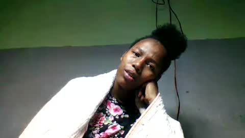 mbotycia online show from July 28, 2026, 7:39 pm