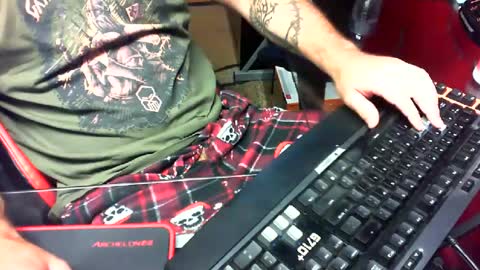 Snapshot of mcbethtime chatting on July 24, 2026, 11:25 pm mcbethtime online show from July 24, 2026, 11:25 pm