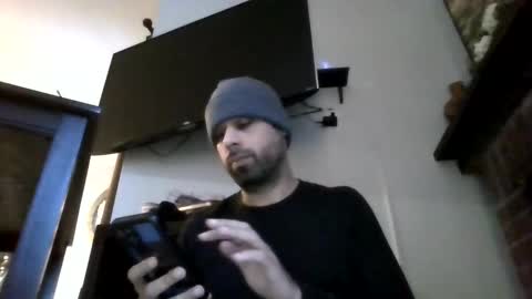 Snapshot of mcbuster11 chatting on January 28, 2025, 2:31 pm mcbuster11 online show from January 28, 2025, 2:31 pm